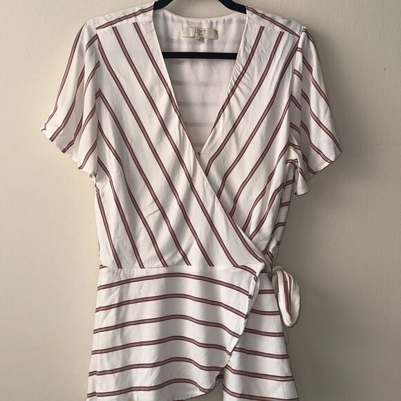 Loft Plus Size 14 Wrap Top - Picture 2 of 7